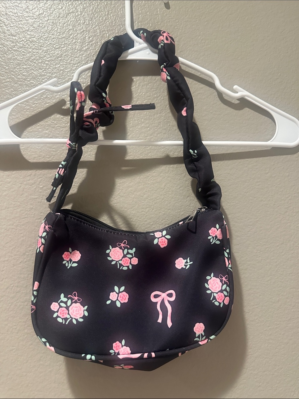 Black Floral Bow Shoulder Bag